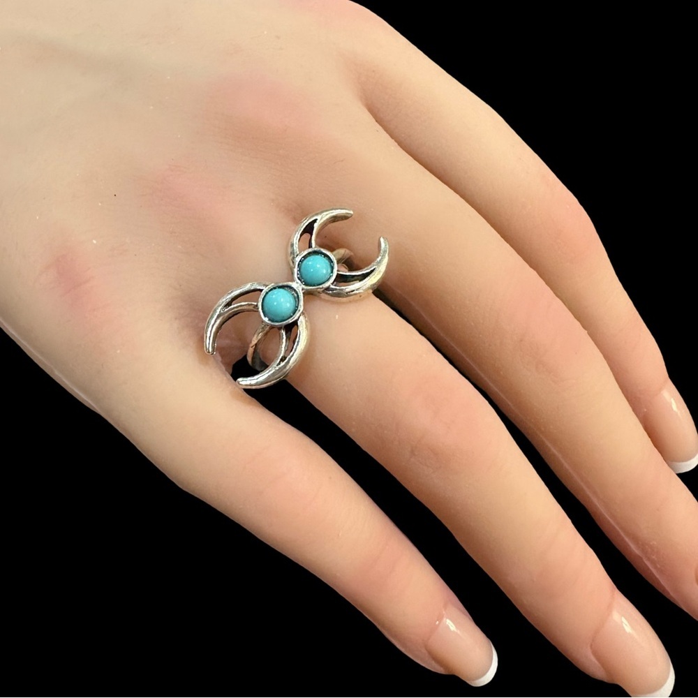 Silver Crescent Moon Ring with Turquoise Accents Size 6